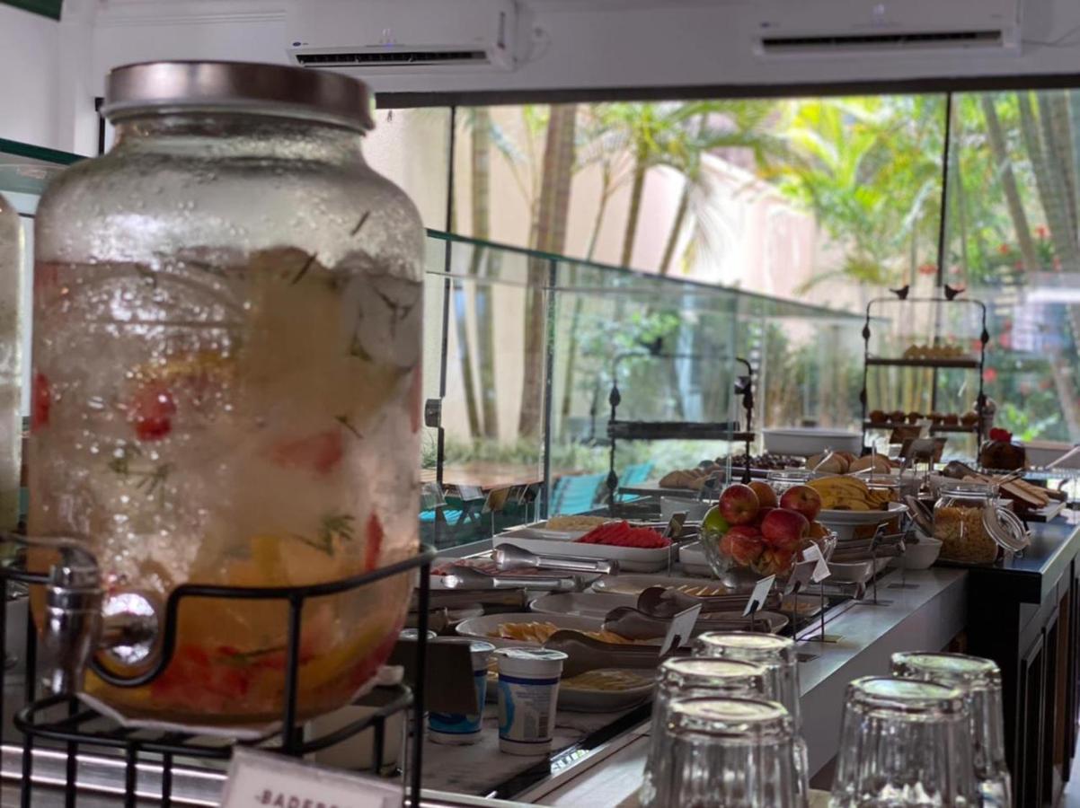 Отель Radisson Oscar Freire Сан-Пауло Экстерьер фото Kombucha at a restaurant in Bangkok, Thailand