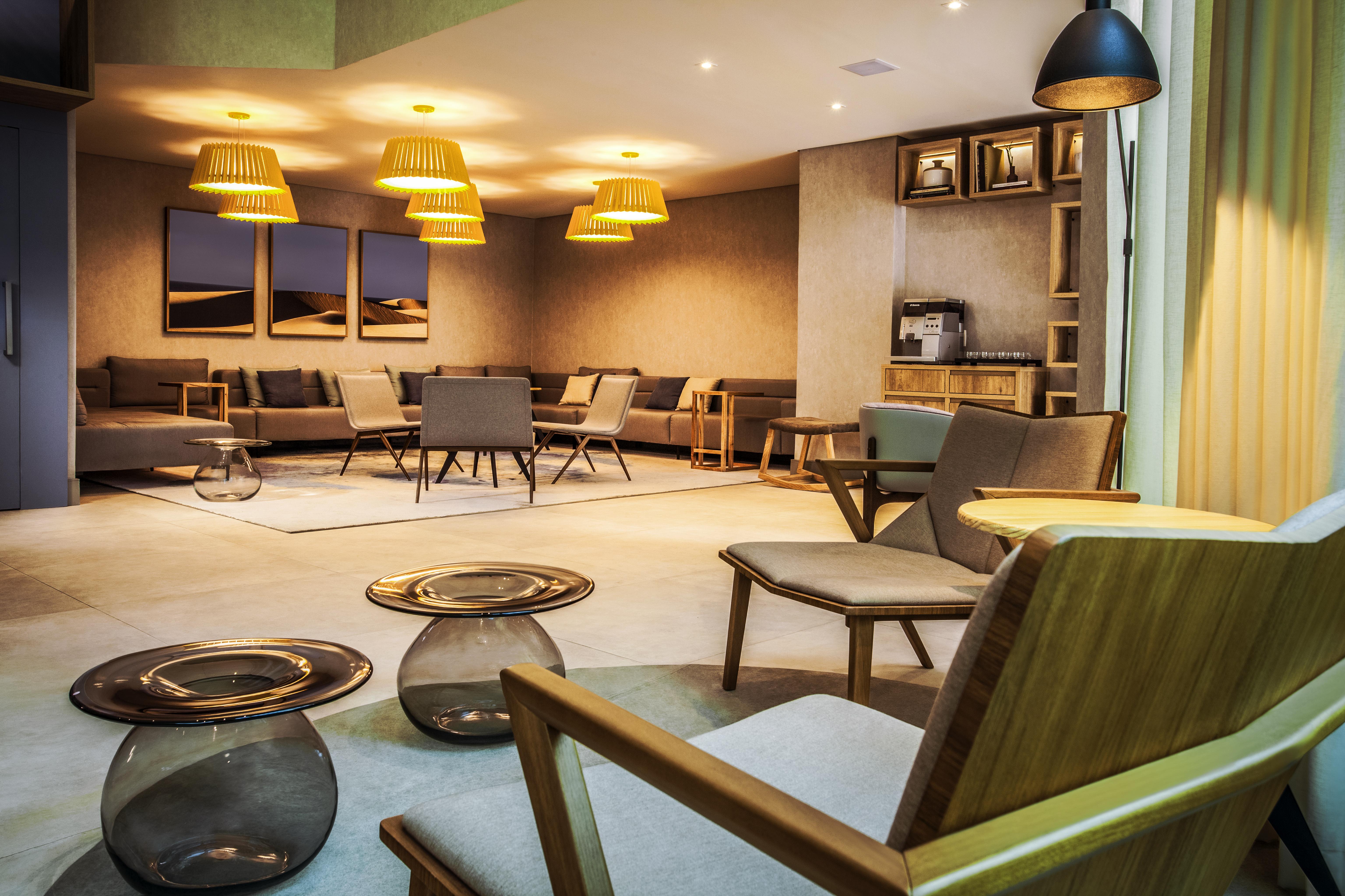 Отель Radisson Oscar Freire Сан-Пауло Экстерьер фото The lounge at the airport